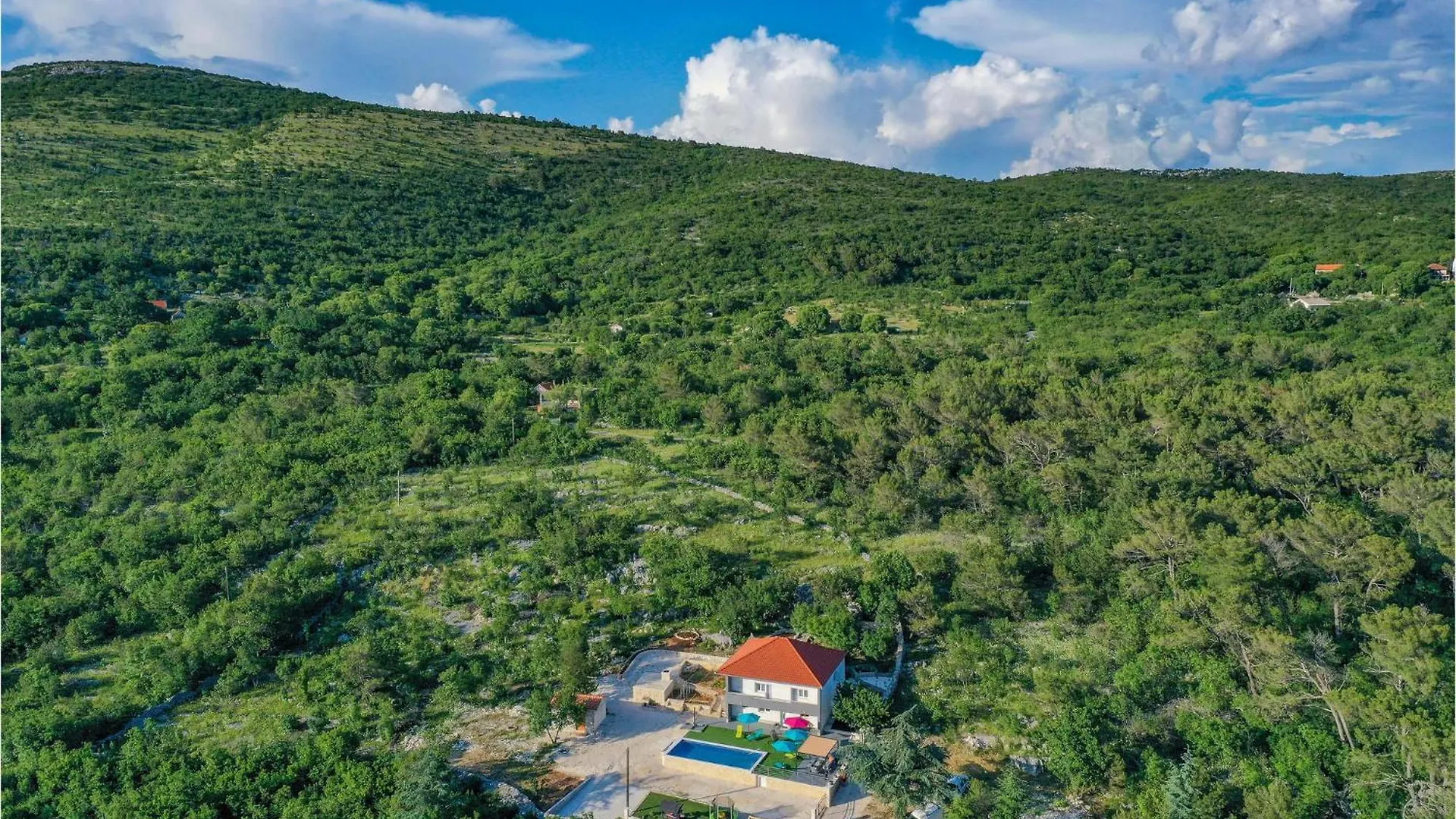 Holiday home 4 Bedroom Beautiful Home In Prgomet Labin